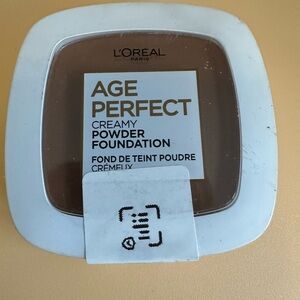 🩷5/$10 L'Oreal Age Perfect Creamy Powder Foundation in Brown Compact